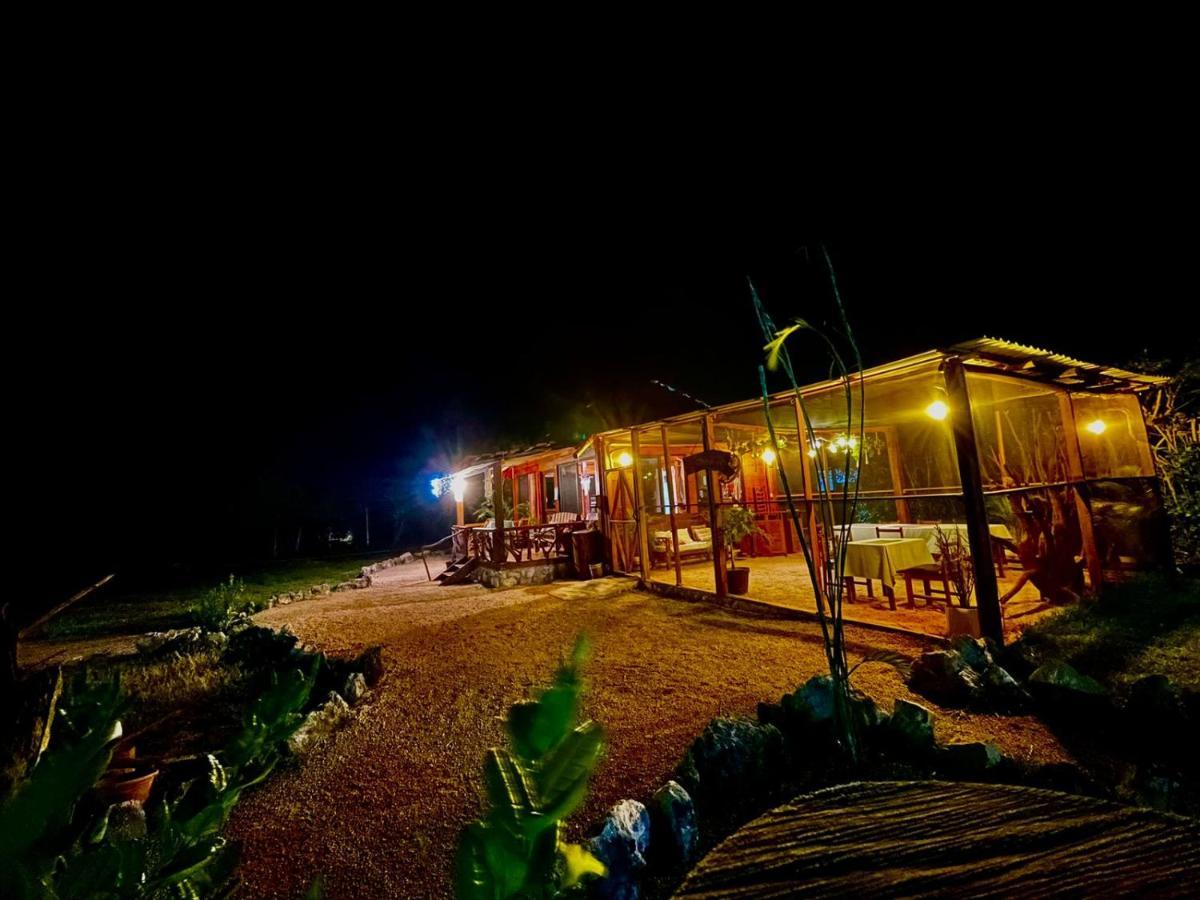 Hotel El Chital Raudales Kültér fotó